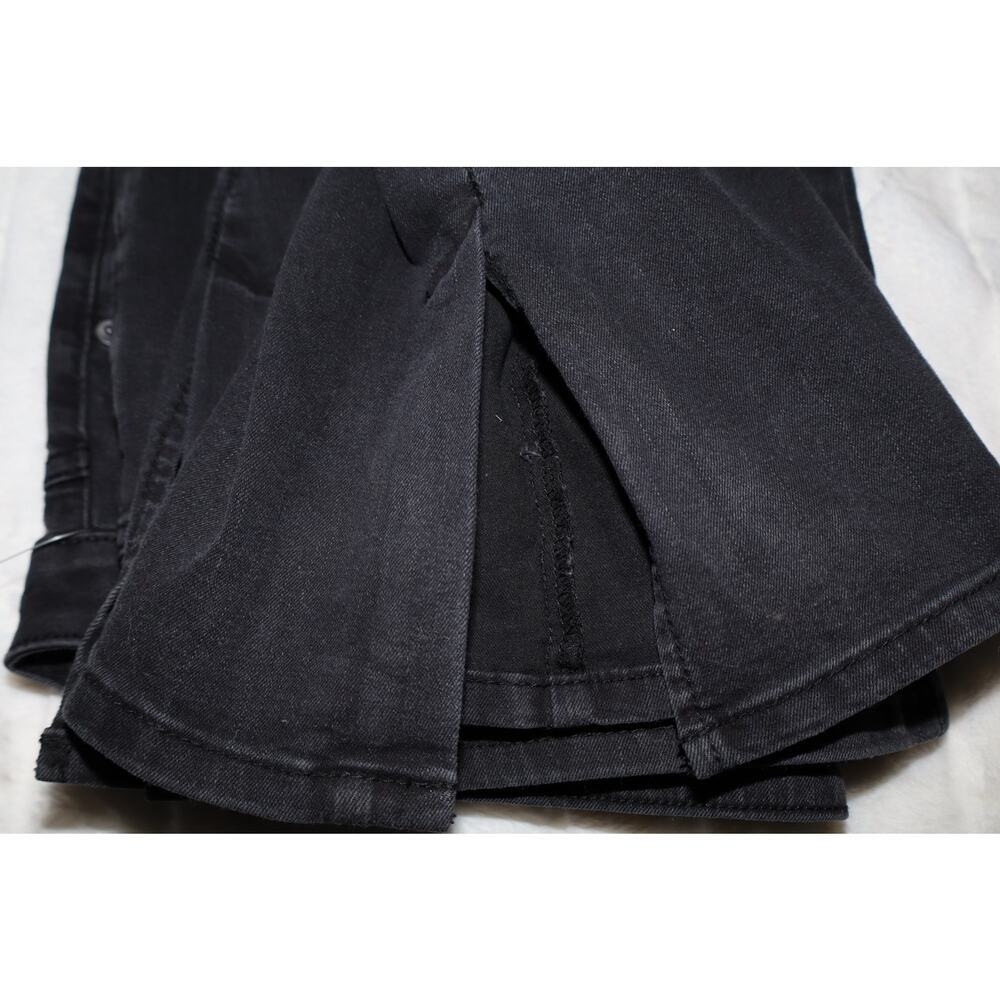 Time and Tru Women's Mid-Rise Bootcut Jeans, 31” Inseam